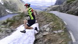 Tao performs his final dare-devil slide at Halvfjerdingsvatnet